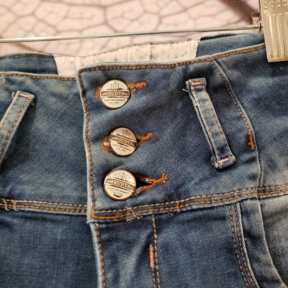 Push-up  jean - Picture 2 of 5